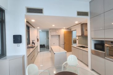 Embassy Area / KLCC/ ISKL Very Rare Duplex Unit With Built Indoor Lift 