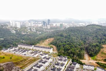 2 acres land next to Serene Mont Kiara for develop