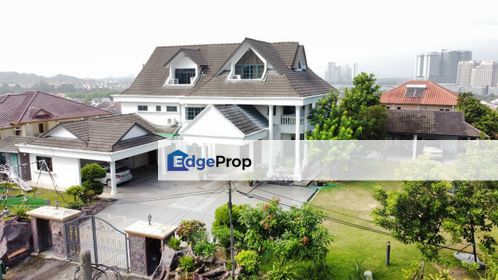 3 storey huge Pinggir TTDI KL hilltop bungalow with nice view, Kuala Lumpur, Kampung Sungai Penchala