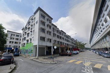 Dataran Otomobil, Seksyen 15