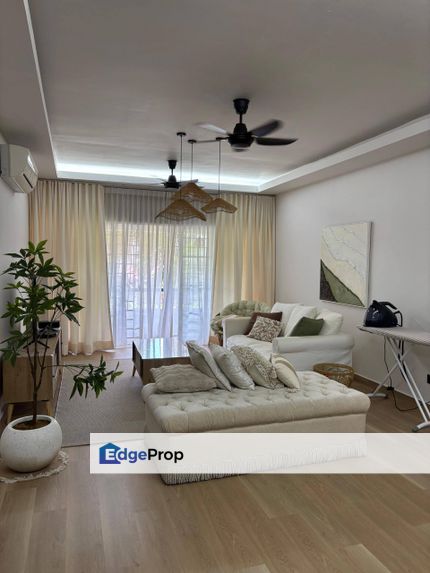 Tastefully furnished ground floor unit facing garden in Villa Flora TTDI, Kuala Lumpur, Taman Tun Dr Ismail
