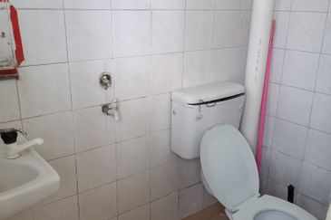 Pangsapuri Inang, Taman Impian Ehsan, Balakong.