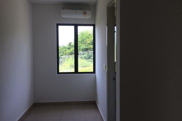 Andana Villa @ D'Alpinia