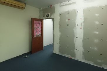 Paragon Point Shopping Centre