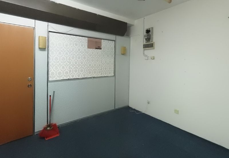 Paragon Point Shopping Centre