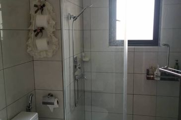 Conezión @ IOI Resort City