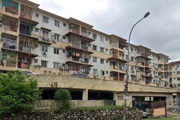 Taman Cheras Awana Apartment