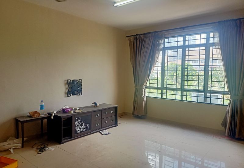 Pangsapuri Bayu Suria (Summerfields Apartments)