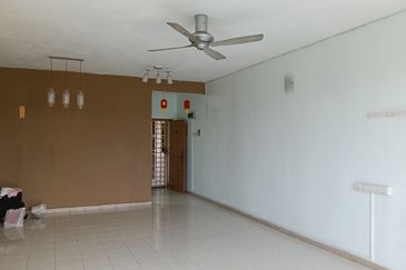 Pangsapuri Bayu Suria (Summerfields Apartments)