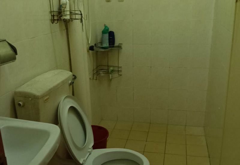 Pangsapuri Bayu Suria (Summerfields Apartments)