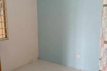 Pangsapuri Bayu Suria (Summerfields Apartments)