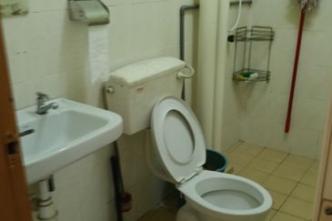 Pangsapuri Bayu Suria (Summerfields Apartments)