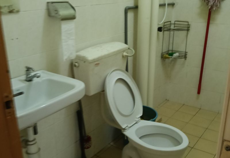 Pangsapuri Bayu Suria (Summerfields Apartments)