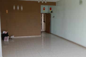 Pangsapuri Bayu Suria (Summerfields Apartments)