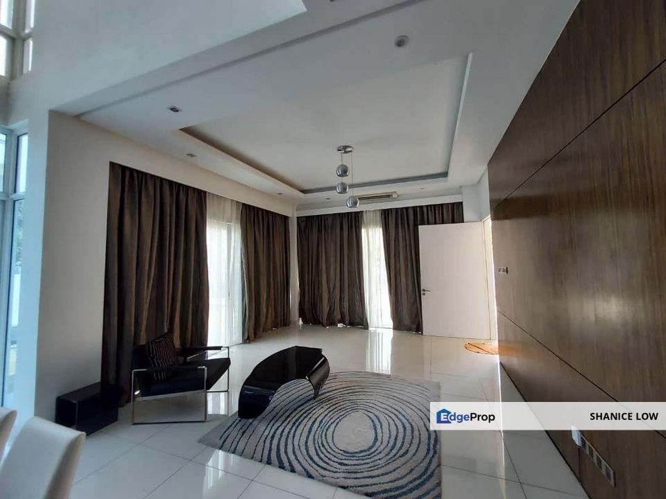 Taman Nadayu 92 Kajang 3 storey Semi-d fully furnished and renovated for SALE , Selangor, Kajang