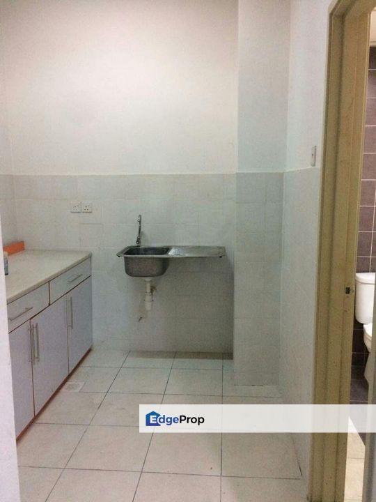 Cova Square, Selangor, Kota Damansara