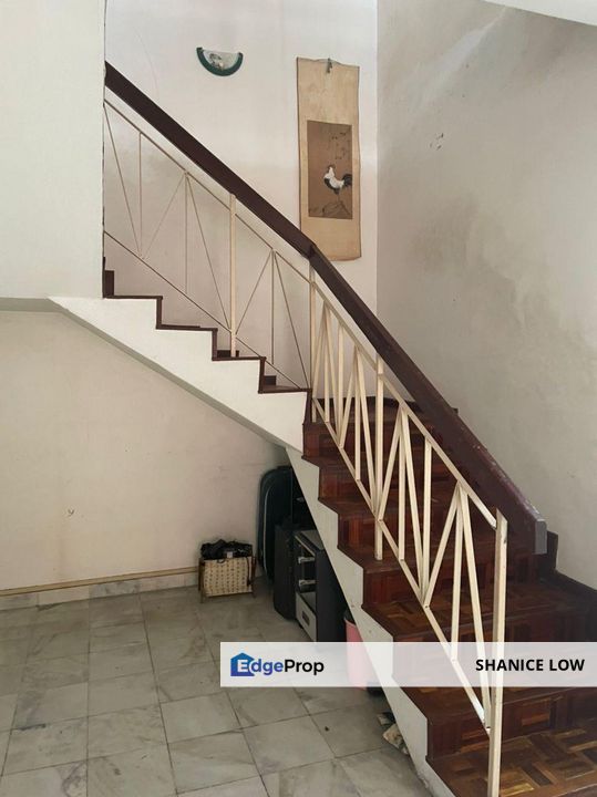Puchong Jaya Jalan Tempua 2 storey End-lot 22x70 4 bedrooms 3 bathrooms for Sale, Selangor, Puchong