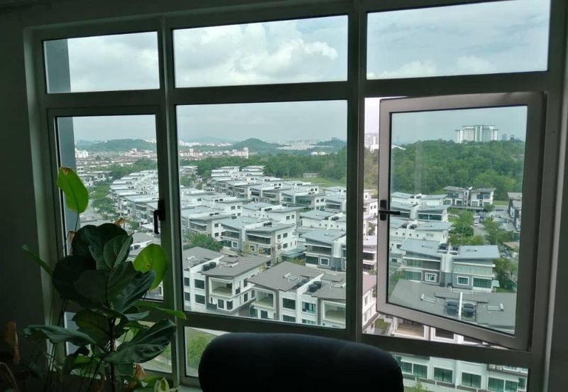 La Thea Residences @ 16 Sierra