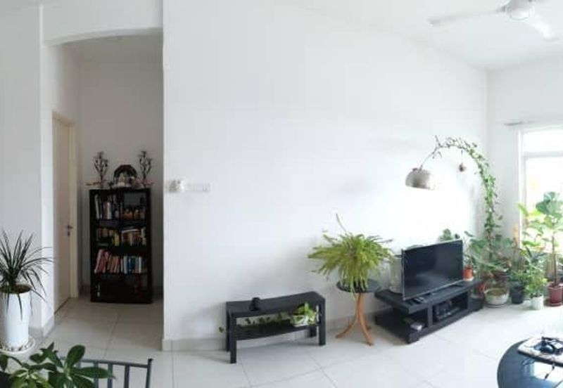 La Thea Residences @ 16 Sierra