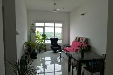 La Thea Residences @ 16 Sierra