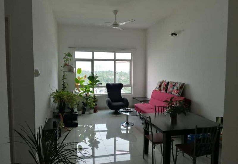 La Thea Residences @ 16 Sierra