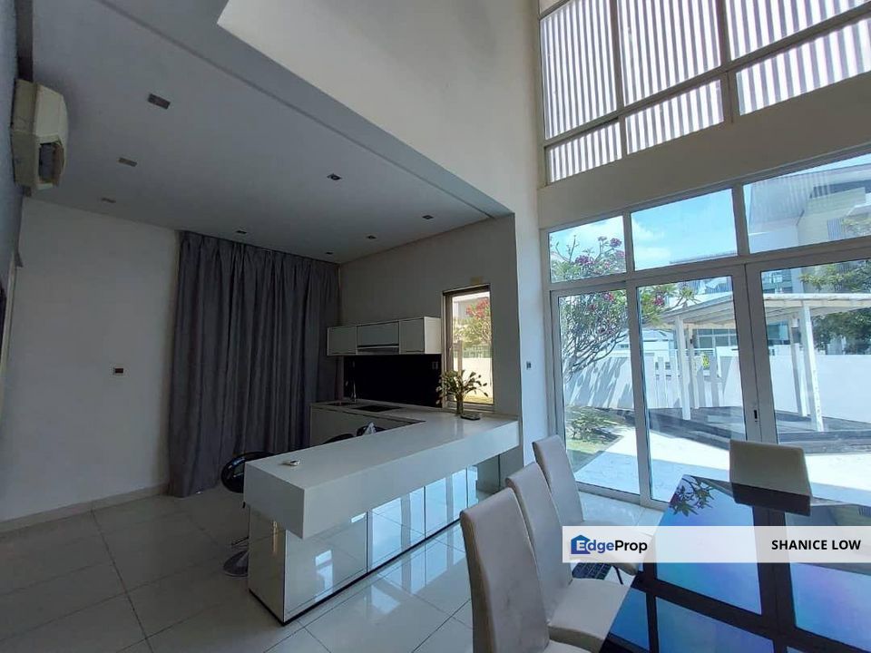 Taman Nadayu 92 Kajang 3 storey Bungalow big built-up for Sale, Selangor, Semenyih