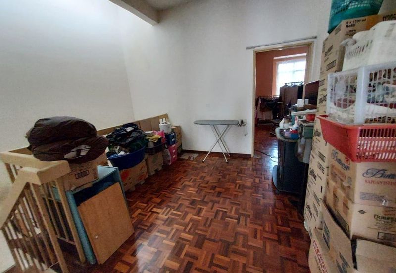 Taman Saujana Puchong