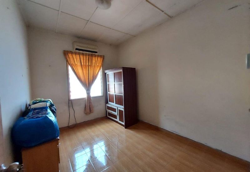 Taman Saujana Puchong