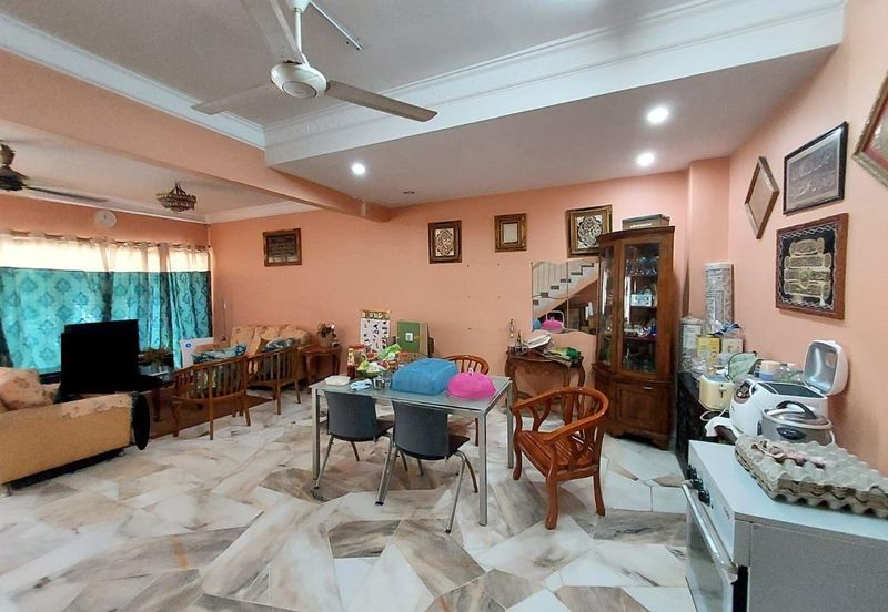 Taman Saujana Puchong