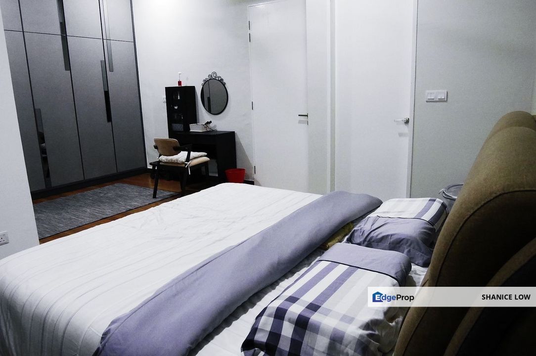 Park Villa Condo Puchong Jaya Jalan Pipit 1226sf 3 bedrooms 2 bathrooms 2 parking for sale, Selangor, Puchong