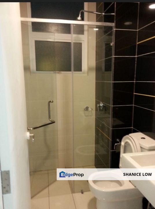 Skypod Residences Puchong Jaya 1033sf 3 bedrooms 2bathrooms 2 parkings. Must view, Selangor, Puchong