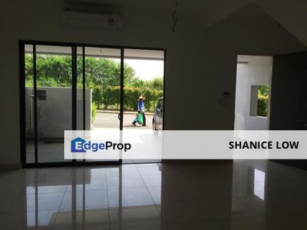 Andara Villa 16 Sierra D'Alpinia Puchong South Town Villa with extra land 5 rooms 5 bathrooms for Sale , Selangor, Puchong South