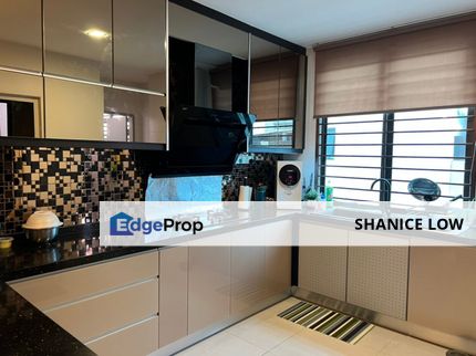Taman Putra Impiana Puchong 2.5 storey 5 rooms big built-up for Sale, Selangor, Puchong