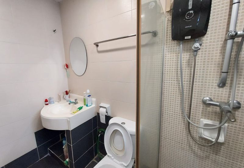 Bandar Puteri Puchong 2 storey 22x75 4 bedrooms fully extended for sale