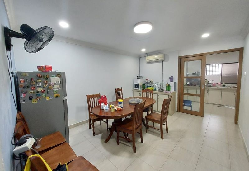 Bandar Puteri Puchong 2 storey 22x75 4 bedrooms fully extended for sale