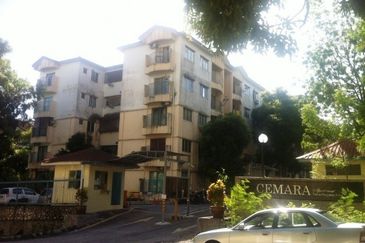 Pangsapuri Cemara, Taman Pinggiran Putra