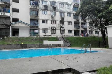 Pangsapuri Cemara, Taman Pinggiran Putra