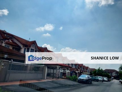 Bandar Bukit Puchong 2 storey 22x75 kitchen extended for sale , Selangor, Puchong