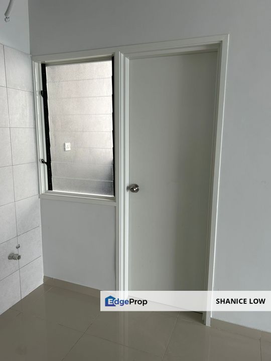 Amani Residence Limited Duplex Unit 1800sf 4 rooms 4 bathrooms 4 parking bays for sale, Selangor, Puchong