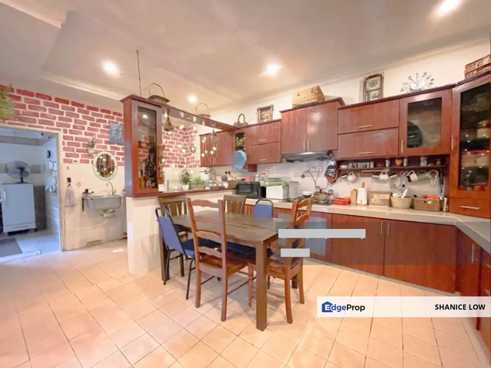 Bandar Bukit Puchong 2 Puchong 2 storey Semi-d 3400sf 6 bedrooms fully extended and renovated for Sale, Selangor, Puchong