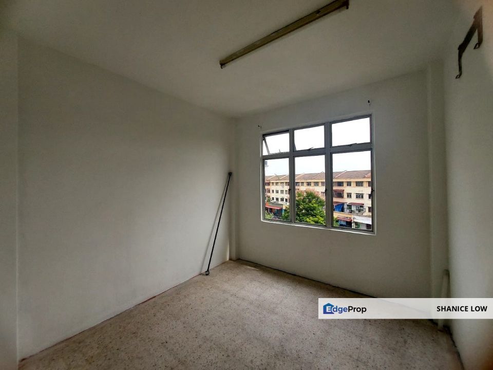 Kiambang Apartment Taman Putra Perdana Puchong 790sf 3 bedrooms for sale, Selangor, Puchong