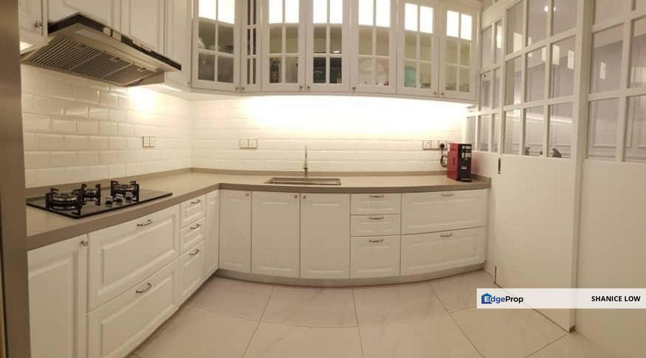 Seri Puteri Hills Town Villa Bandar Puteri Puchong with private lift for Sale, Selangor, Bandar Puteri Puchong