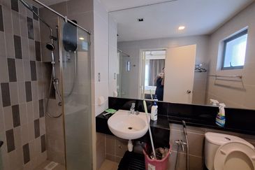 SetiaWalk R3 Solace Service Apartment