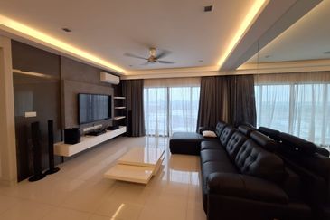 SetiaWalk R3 Solace Service Apartment