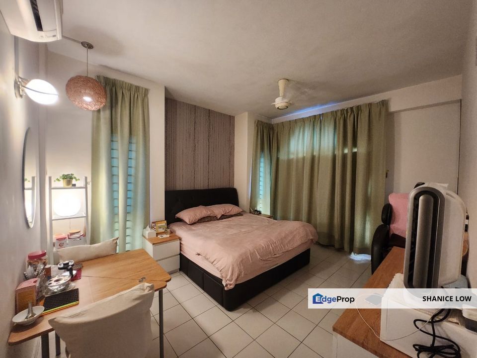 La Vista Condo Jalan Tempua Puchong Jaya Limited fully renovated 4 bedrooms 3 bathrooms 1 parking for Sale, Selangor, Puchong