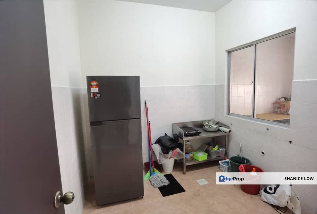 Taman Puchong Hartamas PH 2 24x80 4 bedrooms 3 bathrooms fully refurbished for SALE, Selangor, Puchong