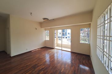 Bandar Puteri Puchong 2.5 storey End-lot land size 2962sf 5 bedrooms 4 bathrooms for Sale