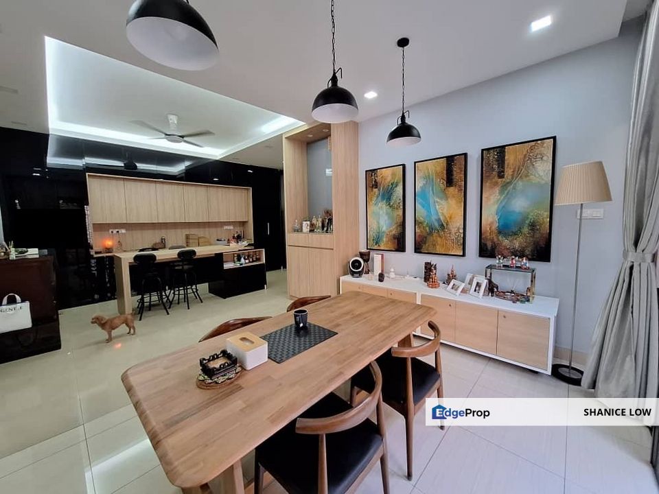 Taman Amansari 18 Bandar Kinrara Puchong 2.5 storey Semi-d 3600sf 5+1 bedrooms 5 bathrooms move in condition for SALE, Selangor, Bandar Kinrara Puchong
