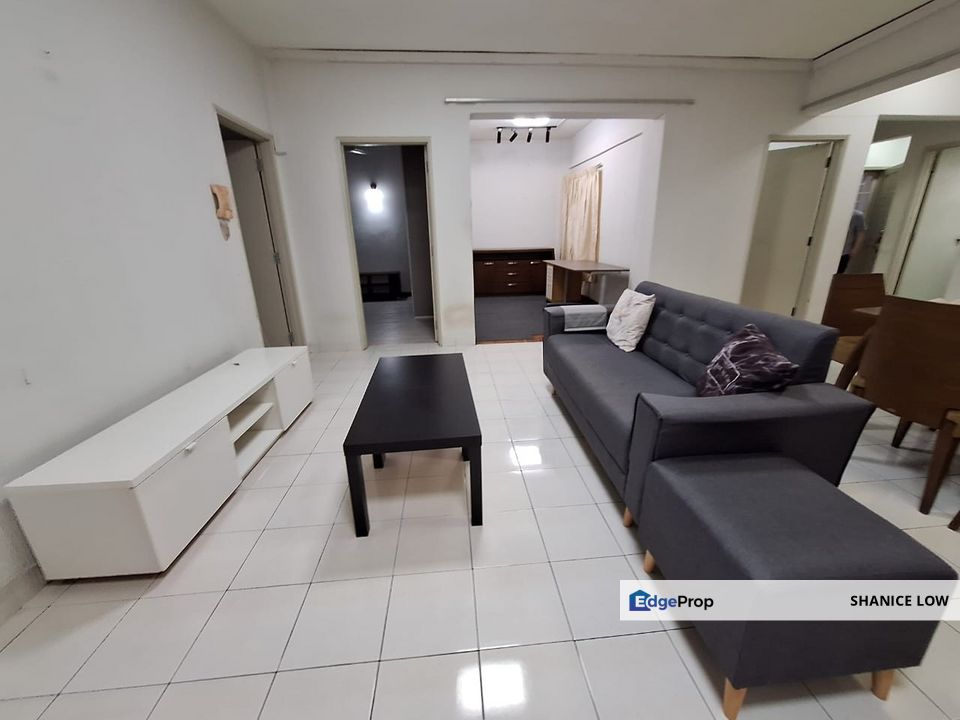 Casa Damansara Ss2 Pj 1043sf Corner 2parking 2plus1room 1store 2baths , Selangor, Petaling Jaya