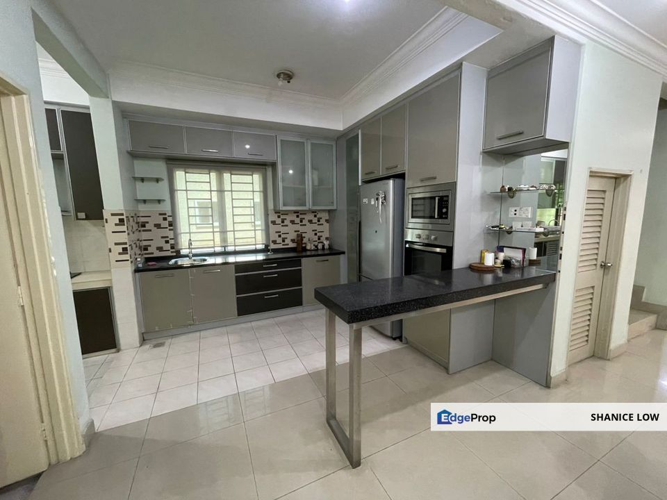 Kinrara Mas Bukit Jalil 3 storey End-lot 20x86 5+1 rooms 4baths for SALE, Kuala Lumpur, Bukit Jalil